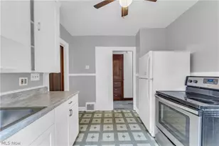 1042 Mozina Dr, Loveland, OH 44119 - Photo 12