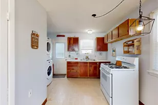 1060 Bryce Ave, Aurora, OH 44202 - Photo 6