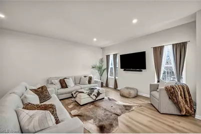 7366 Hillshire Drive, Concord Twp, OH 44077 - Photo 14