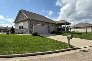 1163 Pine Bluff Dr NE, New Philadelphia, OH 44663 - Photo 46