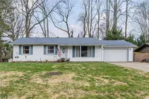 237 Spriggel Dr, Munroe Falls, OH 44262 - Photo 1