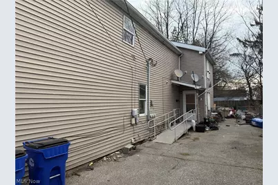 3289 W 61st Street, Loveland, OH 44102 - Photo 2