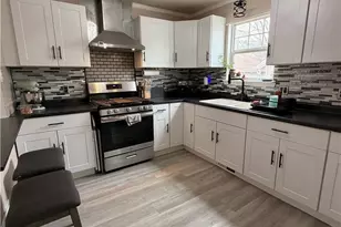 1338 W 89th St, Loveland, OH 44102 - Photo 2