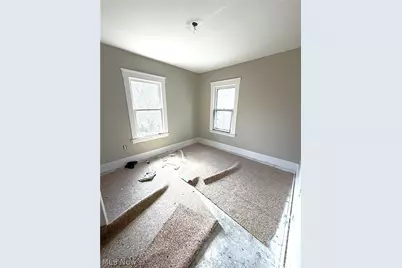 10712 Grantwood Avenue, Loveland, OH 44108 - Photo 16