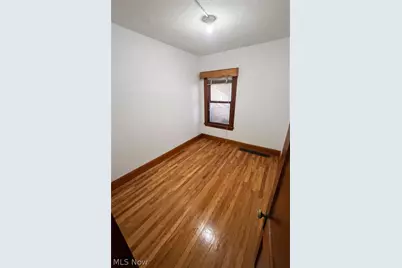 16224 Huntmere Avenue, Loveland, OH 44110 - Photo 6