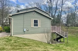 207 N Hills Dr, Parkersburg, WV 26104 - Photo 4