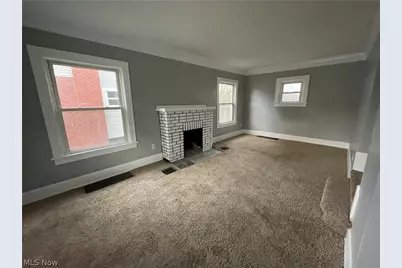 866 S Hawkins Avenue, Akron, OH 44320 - Photo 8