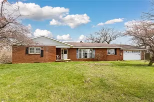 2554 Dry Lane Rd N, LaRue, OH 43332 - Photo 1