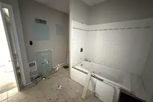 10106 Parmelee Ave, Loveland, OH 44108 - Photo 14