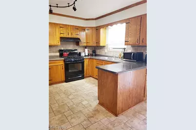 2313 Rockland Avenue, Belpre, OH 45714 - Photo 10