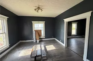 456 N 8th St, McConnelsville, OH 43756 - Photo 2