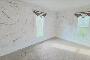 104 W Spring St, Marietta, OH 45750 - Photo 14