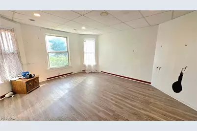 104 W Spring Street, Marietta, OH 45750 - Photo 6