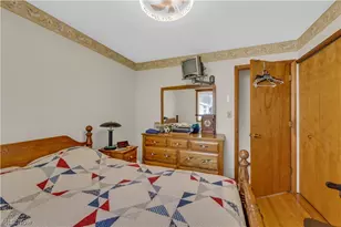 24292 Forestview Dr, Columbia Station, OH 44028 - Photo 18