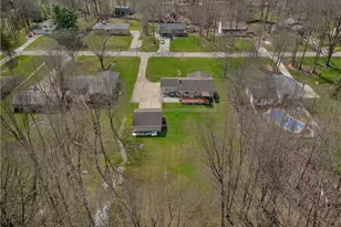 24292 Forestview Dr, Columbia Station, OH 44028 - Photo 4