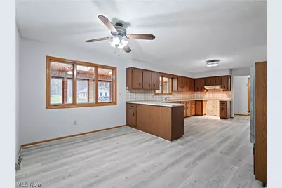 14345 W Sprague Road, Strongsville, OH 44136 - Photo 22