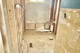 347 Patton Ave, Wintersville, OH 43953 - Photo 4