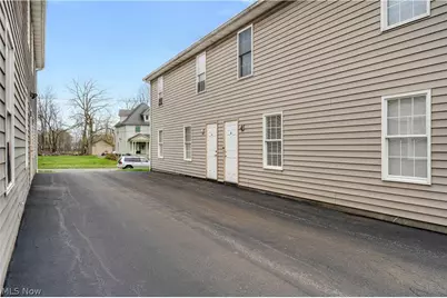 836 Michigan Avenue, Youngstown, OH 44504 - Photo 8