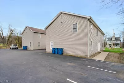 832 Michigan Avenue, Youngstown, OH 44504 - Photo 8
