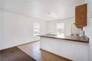 832 Michigan Ave, Youngstown, OH 44504 - Photo 16