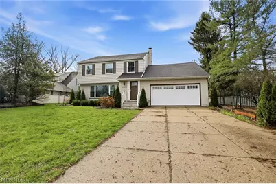 23250 Fairmount Boulevard, Huber Heights, OH 44122 - Photo 2