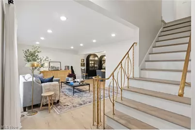 23250 Fairmount Boulevard, Huber Heights, OH 44122 - Photo 4