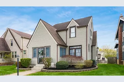 1022 Taylor Avenue, Cambridge, OH 43725 - Photo 2