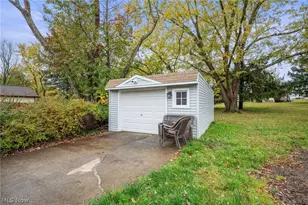 5234 Erwin St, Maple Heights, OH 44137 - Photo 36