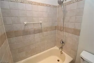 4071 Burgett Ln, Canfield, OH 44406 - Photo 14