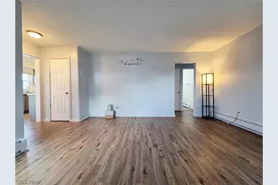659 Weller Road, Elyria, OH 44035 - Photo 8