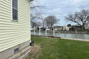 1631 N Anchor Ave, Port Clinton, OH 43452 - Photo 4