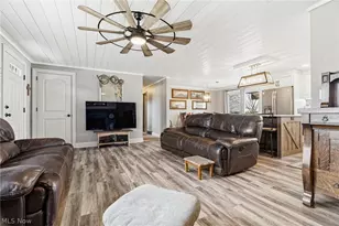 13671 Kent Ave NE, Hartville, OH 44632 - Photo 10