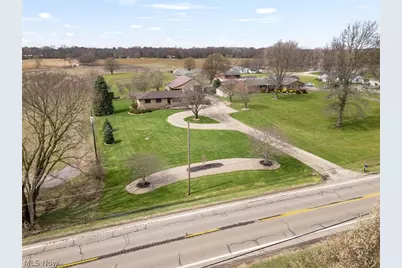 13671 Kent Avenue NE, Hartville, OH 44632 - Photo 4