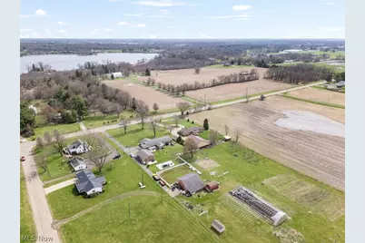 13671 Kent Avenue NE, Hartville, OH 44632 - Photo 48