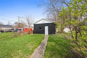 7604 Dudley Ave, Loveland, OH 44102 - Photo 28