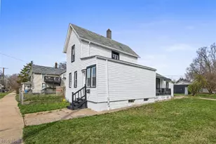 7604 Dudley Ave, Loveland, OH 44102 - Photo 24