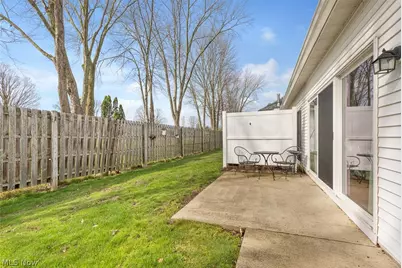 6960 Cottage Circle, North Ridgeville, OH 44039 - Photo 18