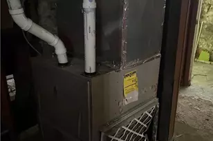 581 E 114th St, Loveland, OH 44108 - Photo 16