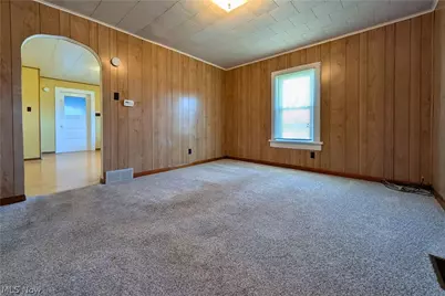 7538 Wolfes Crossing Road SE, Gnadenhutten, OH 44629 - Photo 2