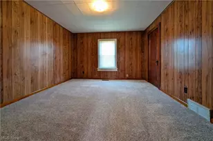7538 Wolfe's Crossing Rd SE, Gnadenhutten, OH 44629 - Photo 4