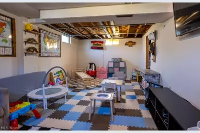 957 Carnegie Avenue, Akron, OH 44314 - Photo 16