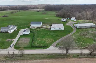 5825 Co Rd 80, Fredericktown, OH 43019 - Photo 4