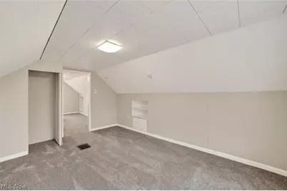 1568 Parker Drive, Mayfield Heights, OH 44124 - Photo 18