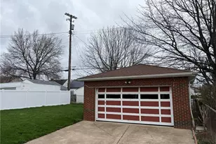 2436 Tuxedo Ave, Parma, OH 44134 - Photo 6