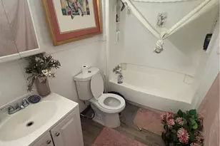 9515 Easton Ave, Loveland, OH 44104 - Photo 4