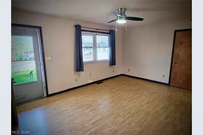 221 S Stout Street, Harrisville, WV 26362 - Photo 6