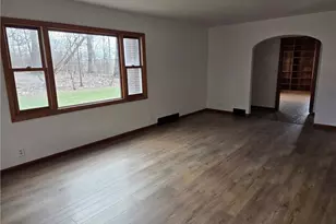 3976 Faircrest St SW, Canton, OH 44706 - Photo 4