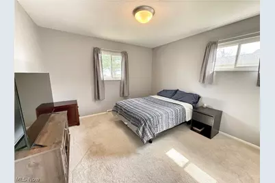 1739 Ridgeview Drive, Wickliffe, OH 44092 - Photo 10