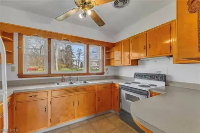 5500 N Ridge Road, Madison, OH 44057 - Photo 12