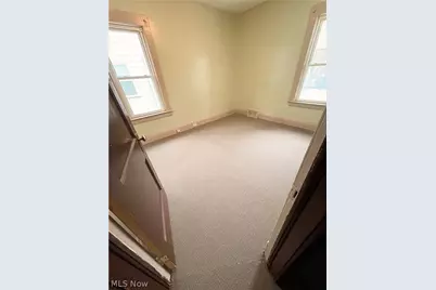 1299 W 89th Street, Loveland, OH 44102 - Photo 4